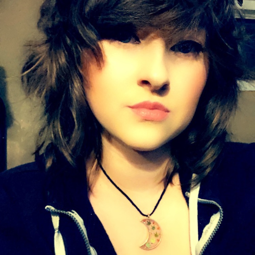 Meet your Posher, Kay